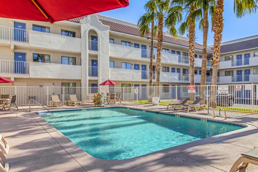 Motel 6-Phoenix, AZ - West
